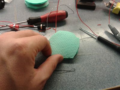 A super-simple sponge electrode