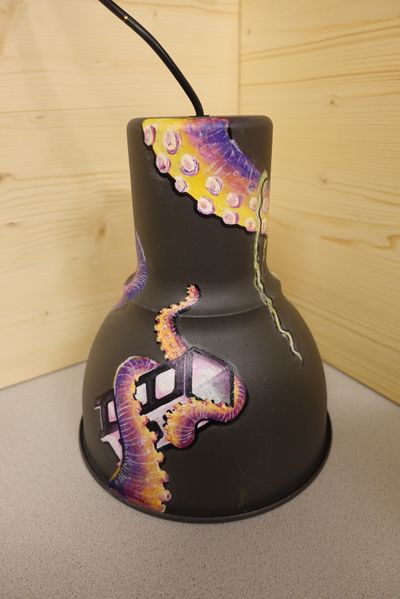 Datei:Bar lamps finished lamp 2 0.jpg