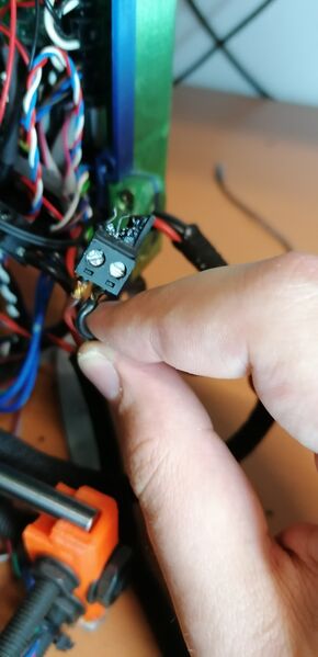 Datei:Heatbed connector mk2 5s.jpeg